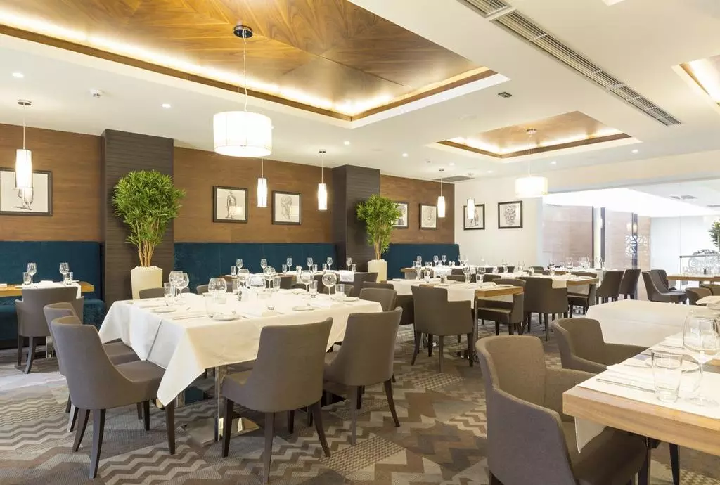 hotel constantine the great serbia_shabavizparvaz_04.jpg